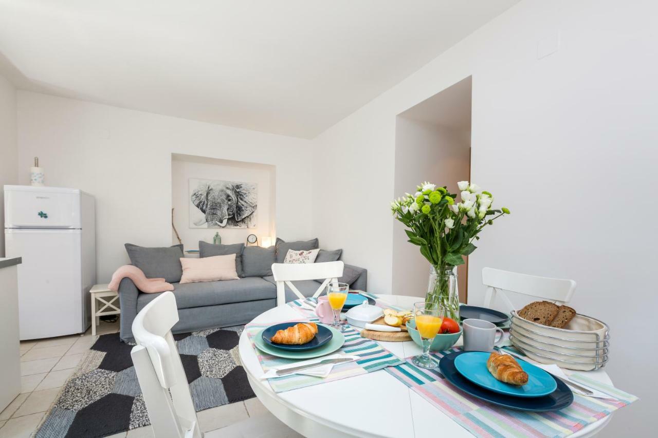 Apartments Antje ヴェリ・ロシニュ エクステリア 写真